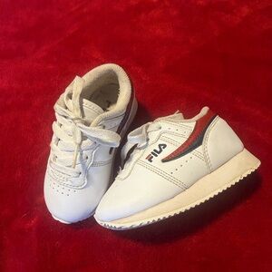 FILA Toddler Sneakers Size 7 – White/Red